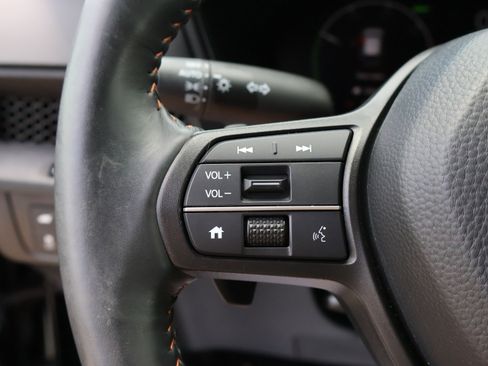 Used 2025 Honda CR-V Sport-L image 42
