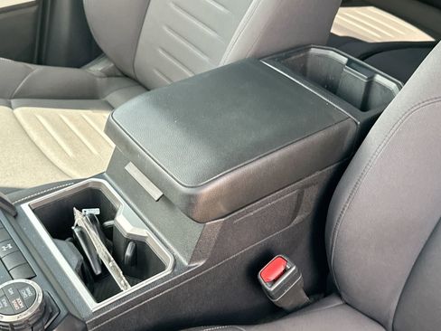 Used 2024 Toyota Tacoma TRD Off-Road image 20