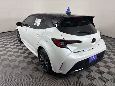 Used 2026 Toyota Corolla XSE FWD image 3