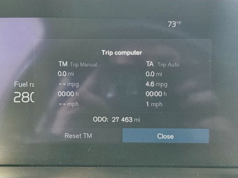 Used 2024 Volvo XC40 B5 Plus w/ Climate Package AWD/4WD image 17