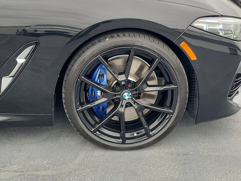 Used 2024 BMW 840i Convertible w/ Driving Assistance Package RWD image 5