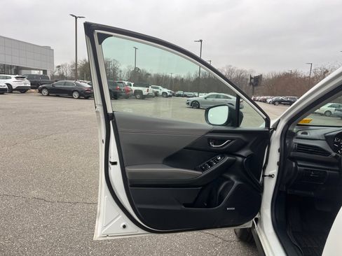 Used 2024 Subaru Crosstrek 2.5i Limited w/ Popular Package #4A image 33