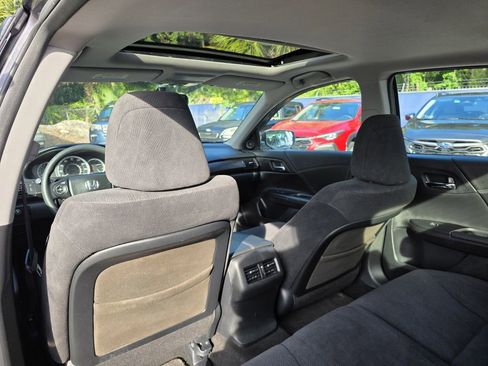 Used 2014 Honda Accord EX image 16