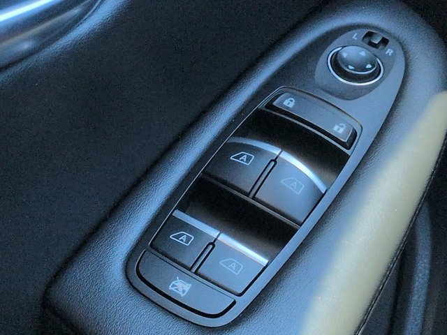 Used 2019 INFINITI QX50 Essential w/ Premium Heat Package FWD image 27