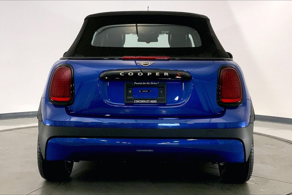 Used 2026 MINI Cooper S FWD image 3