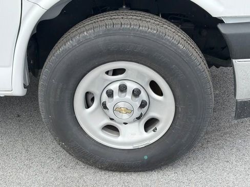 New 2025 Chevrolet Express 3500 w/ Power Convenience Package image 11