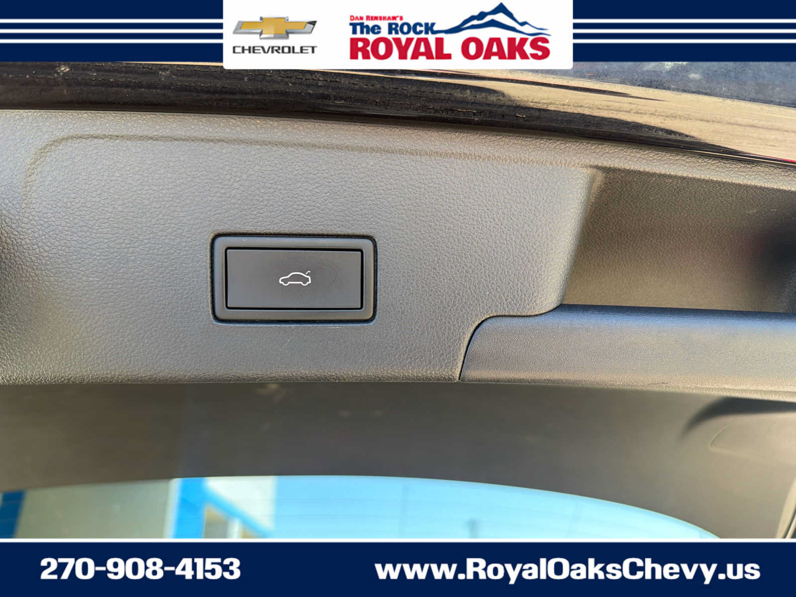 Used 2021 Volkswagen Atlas Cross Sport SE FWD image 28