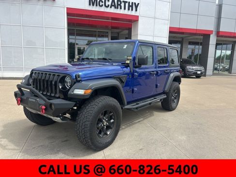 Used 2020 Jeep Wrangler Unlimited Sport AWD/4WD image 2