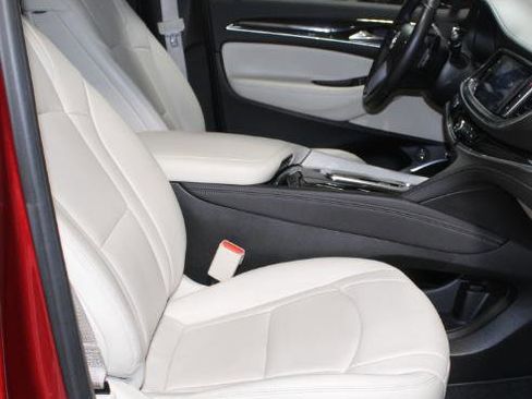 Used 2024 Buick Enclave Essence w/ Sport Touring Edition image 29