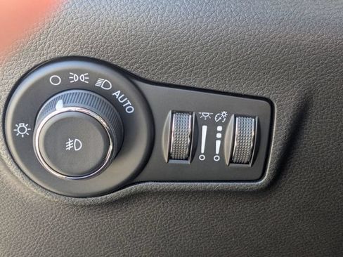 New 2026 Jeep Compass Latitude AWD/4WD image 16