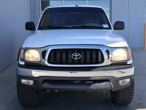 Used 2001 Toyota Tacoma V6 Crew Cab image 5