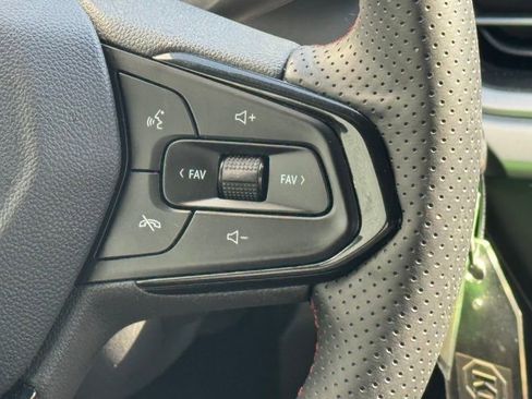 Used 2025 Chevrolet Trax RS w/ Driver Confidence Package image 11