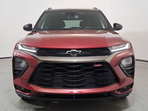 Used 2023 Chevrolet TrailBlazer RS w/ Sun and Liftgate Package image 2