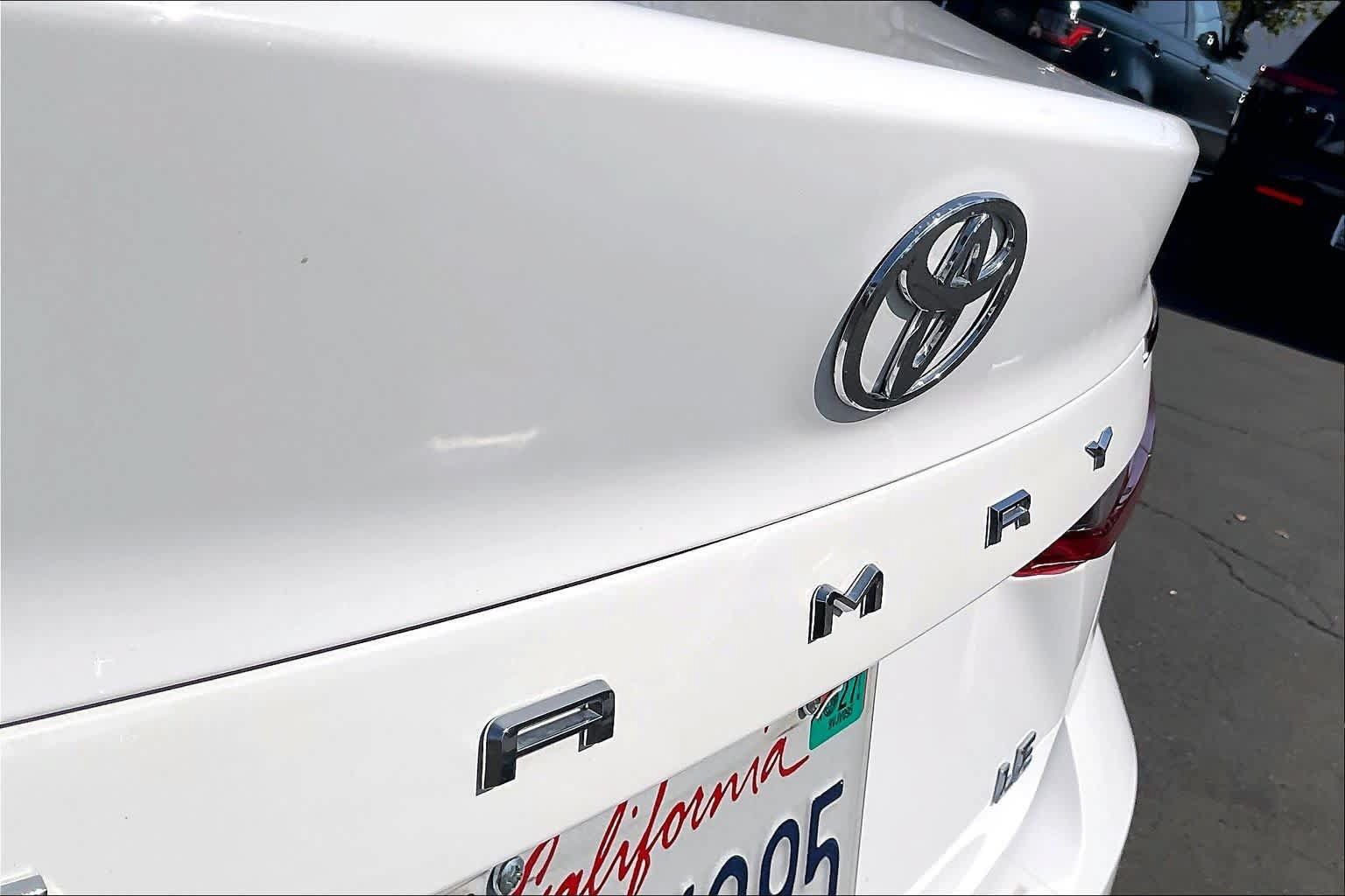 Used 2025 Toyota Camry LE FWD image 30