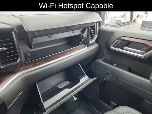 Used 2025 GMC Sierra 1500 SLT image 51