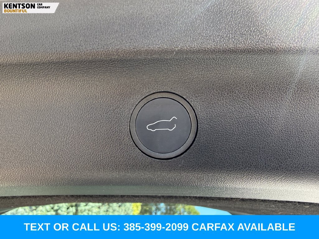 Used 2023 Tesla Model Y Long Range AWD/4WD image 32