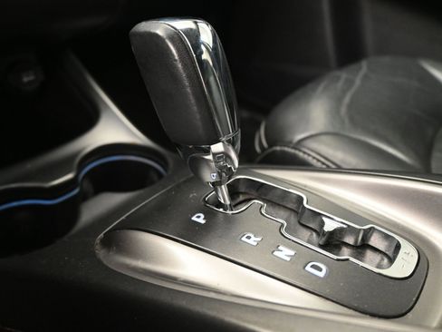 Used 2016 Dodge Journey Crossroad w/ Rear Seat Video Group I FWD image 31