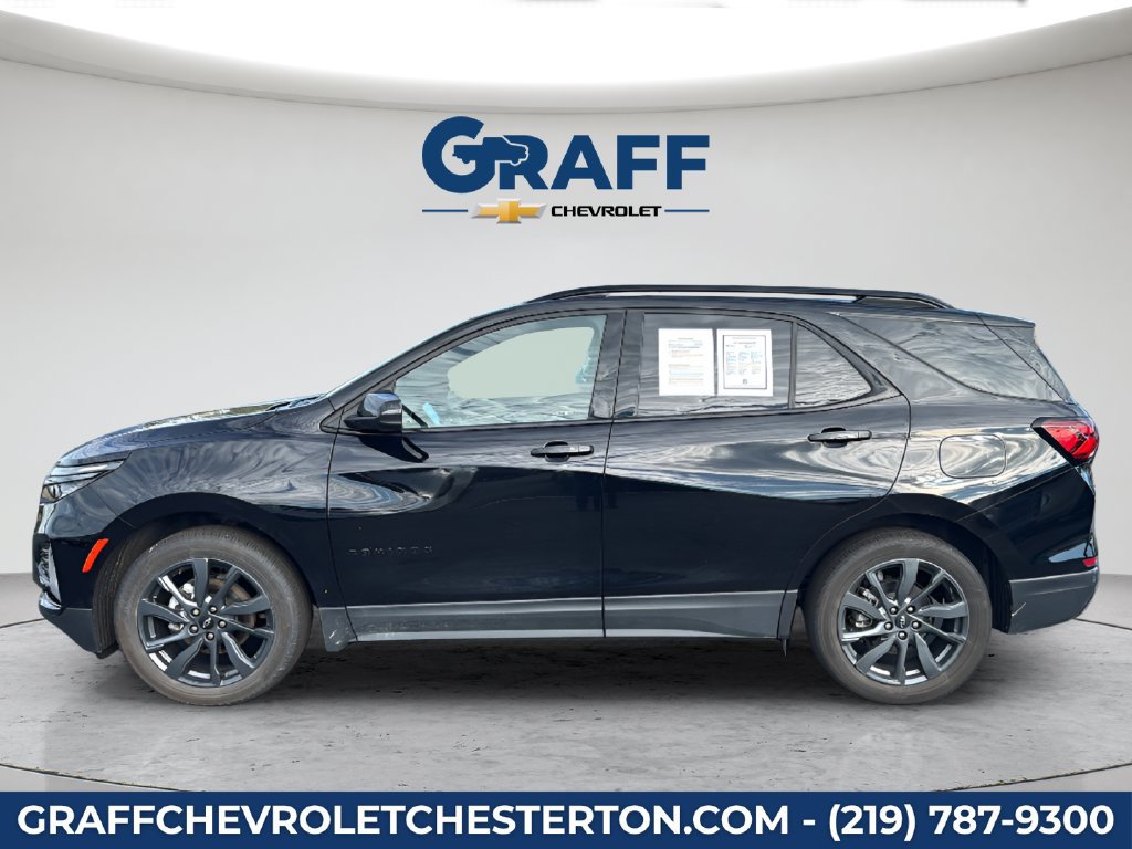 Used 2023 Chevrolet Equinox RS FWD image 3