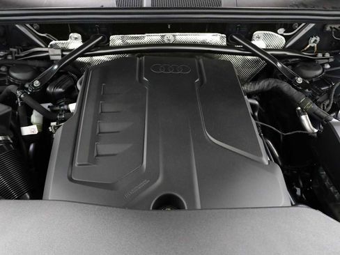 New 2025 Audi Q5 Premium image 38