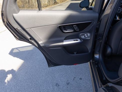Certified 2025 Mercedes-Benz GLC 300 4MATIC image 16