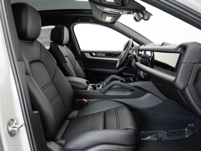 Certified 2026 Porsche Cayenne Coupe AWD/4WD image 21
