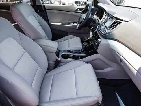 Used 2017 Hyundai Tucson SE w/ Cargo Package FWD image 19