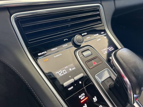 Used 2020 Porsche Panamera GTS image 52