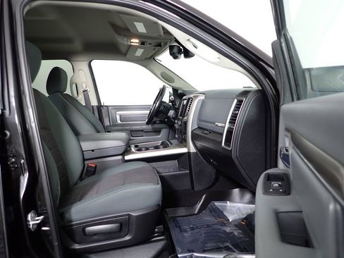 Used 2018 RAM 2500 Big Horn w/ Harvest Edition image 42