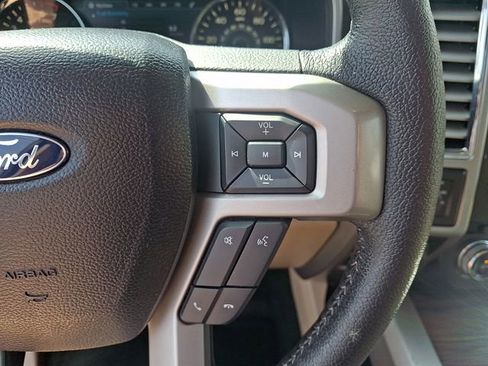 Used 2016 Ford F150 Lariat w/ Equipment Group 502A Luxury image 22