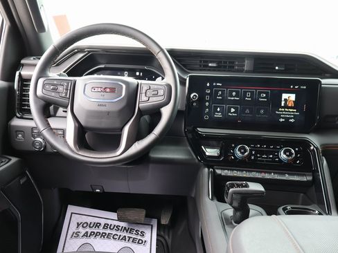 Used 2024 GMC Sierra 1500 AT4 w/ Technology Package image 18