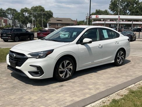 Used 2025 Subaru Legacy Premium AWD/4WD image 4