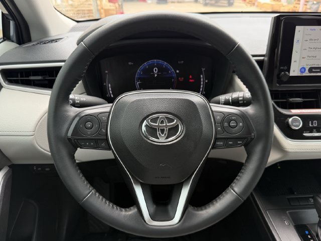 Used 2026 Toyota Corolla Cross LE w/ Moonroof Package FWD image 13