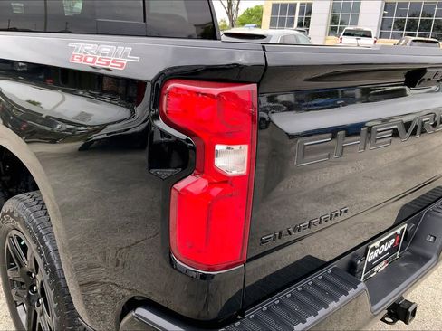 Used 2024 Chevrolet Silverado 1500 LT Trail Boss w/ Convenience Package II image 25