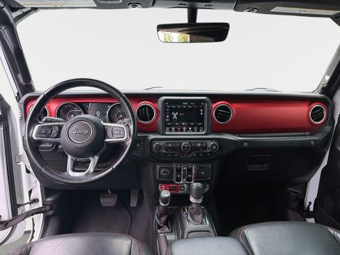 Used 2019 Jeep Wrangler Unlimited Rubicon AWD/4WD image 14
