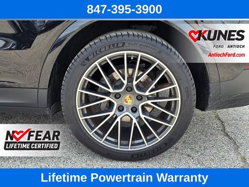 Used 2019 Porsche Cayenne S AWD/4WD image 11
