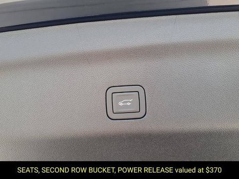 New 2026 Chevrolet Suburban LT w/ Comfort Package AWD/4WD image 8