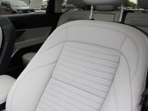 New 2026 Lincoln Nautilus Reserve AWD/4WD image 35