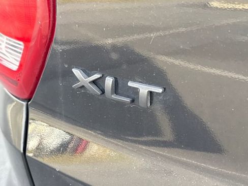 Used 2016 Ford Explorer XLT w/ Equipment Group 202A image 17