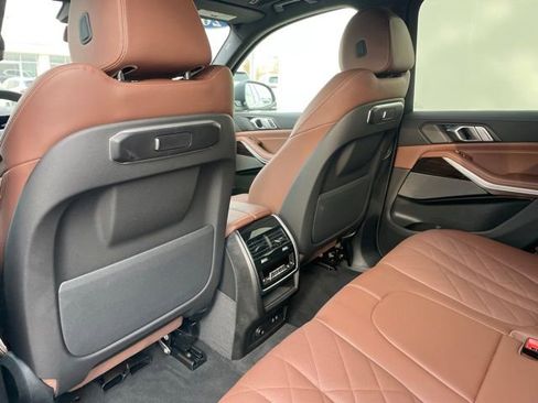 Certified 2026 BMW X5 xDrive40i w/ Premium Package image 8
