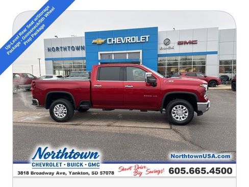 Used 2024 Chevrolet Silverado 2500 LTZ w/ LTZ Premium Package image 4