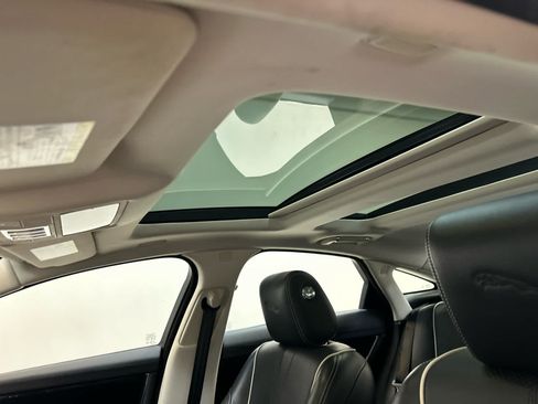 Used 2017 Jaguar XJ R-Sport AWD/4WD image 31