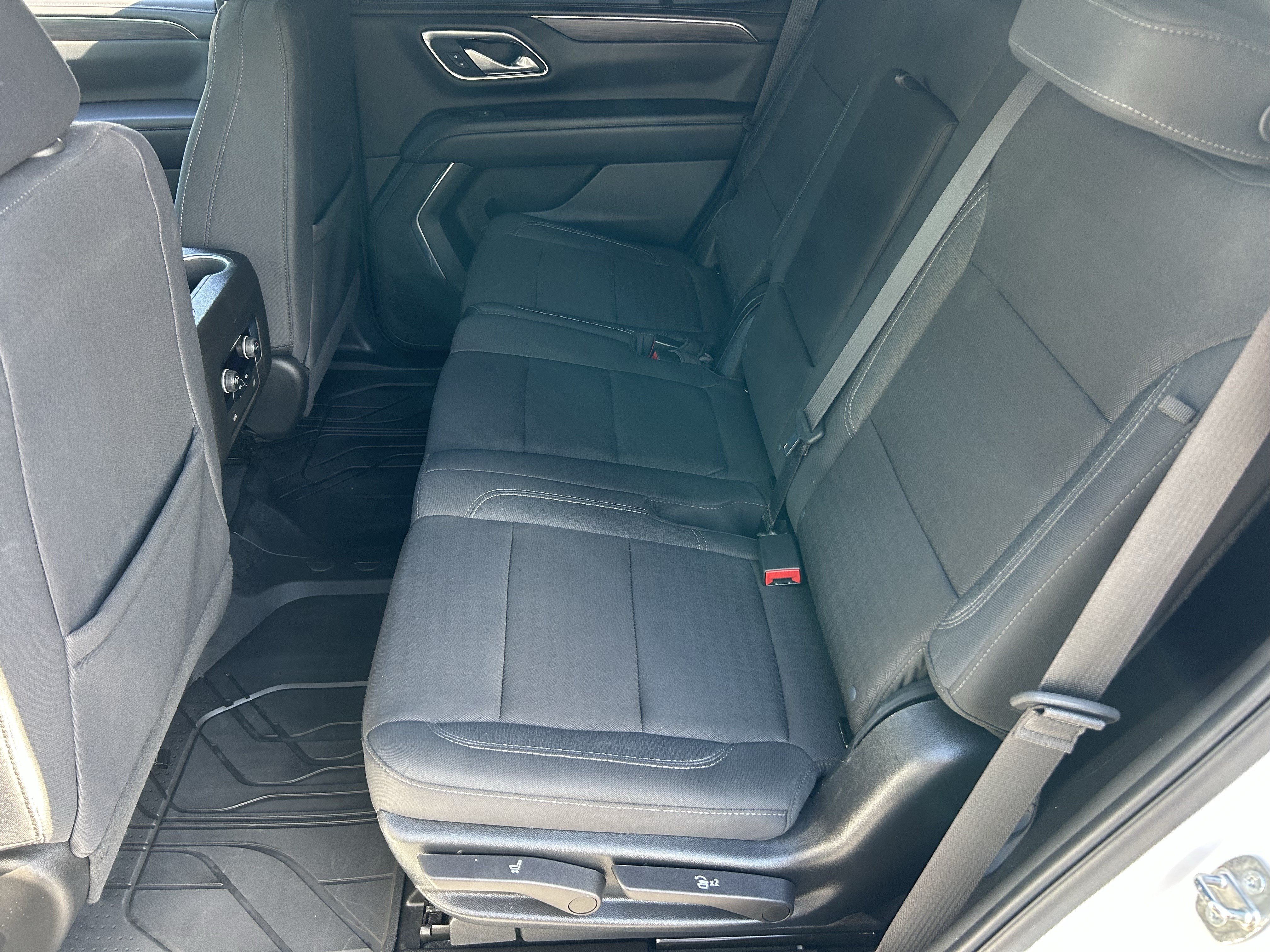 Used 2023 Chevrolet Tahoe LS AWD/4WD image 16