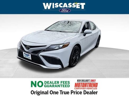 Used 2023 Toyota Camry XSE image 14