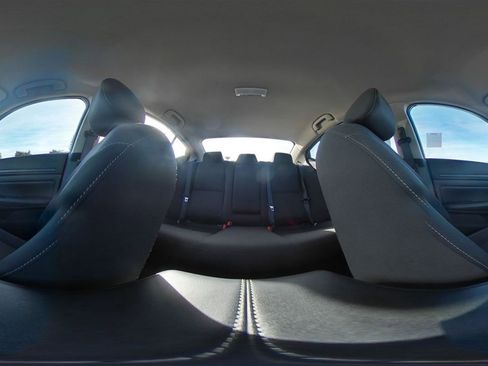 Used 2025 Nissan Altima 2.5 SV image 37