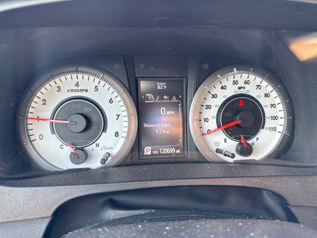 Used 2018 Toyota Sienna SE FWD image 10
