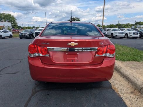 Used 2011 Chevrolet Cruze LT FWD image 6