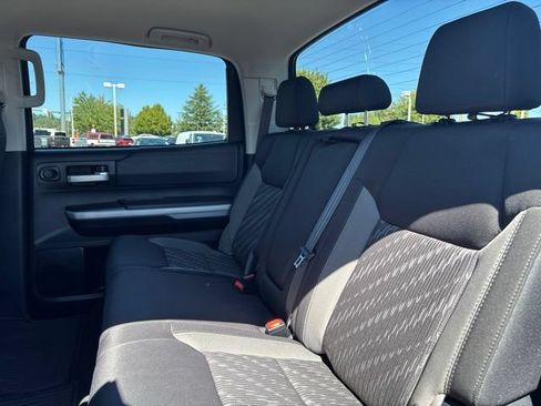 Used 2018 Toyota Tundra SR5 w/ SR5 Upgrade Package AWD/4WD image 27
