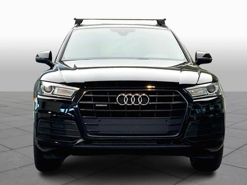 Used 2020 Audi Q5 2.0T Premium w/ Titanium Sport Package AWD/4WD image 4