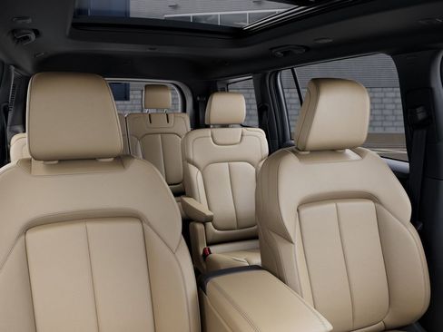 New 2026 Jeep Grand Cherokee L Limited AWD/4WD image 15