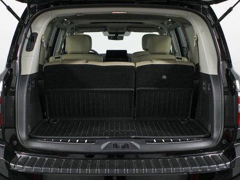New 2024 Nissan Armada Platinum w/ Captain's Chairs Package image 6